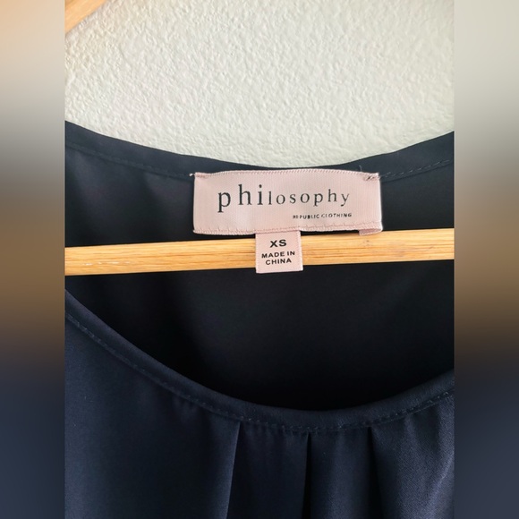 Philosophy Flowy Sleeveless Top - Picture 3 of 4